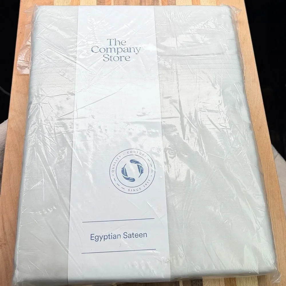 The Company Store Legends Egyptian Cotton Sateen King Flat Sheet in Silver. NWT